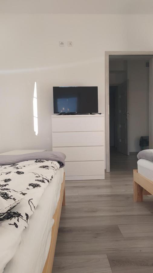 Sielska Dolina Pod Sleza Apartment Myslakow Luaran gambar
